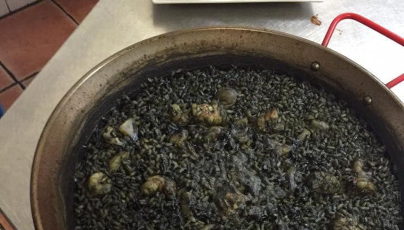 Cocina arrocera valenciana con sabor auténtico en Xàbia