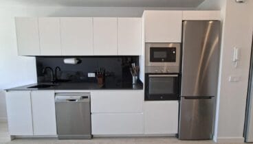 Cocina moderna totalmente equipada