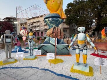 Críticas de la Foguera Central (15)