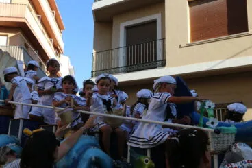 Desfile de Carrozas Fogueres Xàbia 2026 (12)