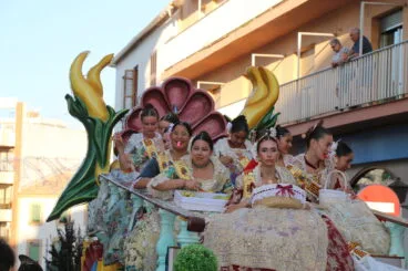 Desfile de Carrozas Fogueres Xàbia 2026 (130)