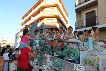 Desfile de Carrozas Fogueres Xàbia 2026 (132)