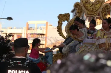 Desfile de Carrozas Fogueres Xàbia 2026 (136)