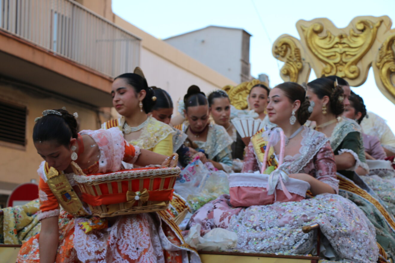 Desfile de Carrozas Fogueres Xàbia 2026 (138)