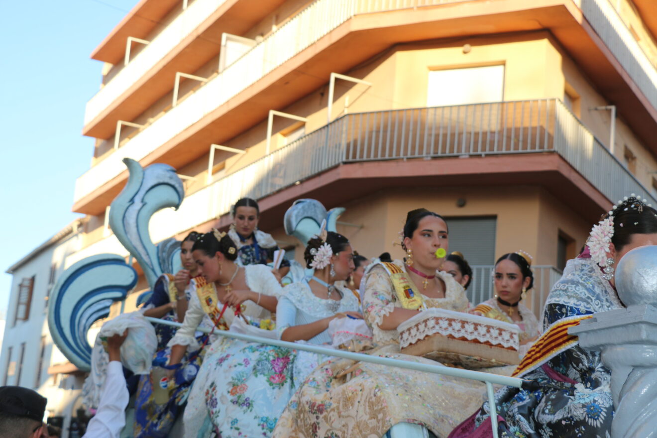 Desfile de Carrozas Fogueres Xàbia 2026 (143)