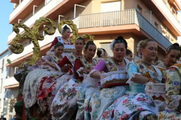 Desfile de Carrozas Fogueres Xàbia 2026 (28)