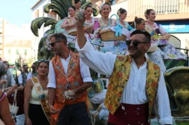 Desfile de Carrozas Fogueres Xàbia 2026 (42)