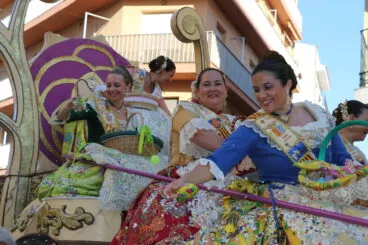 Desfile de Carrozas Fogueres Xàbia 2026 (45)