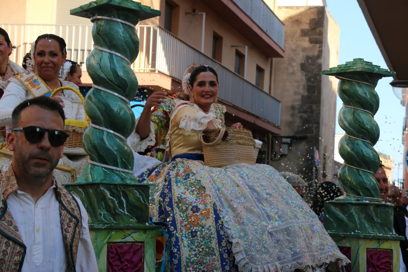 Desfile de Carrozas Fogueres Xàbia 2026 (55)