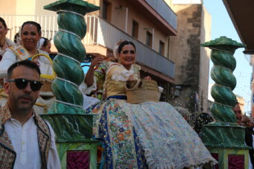 Desfile de Carrozas Fogueres Xàbia 2026 (55)