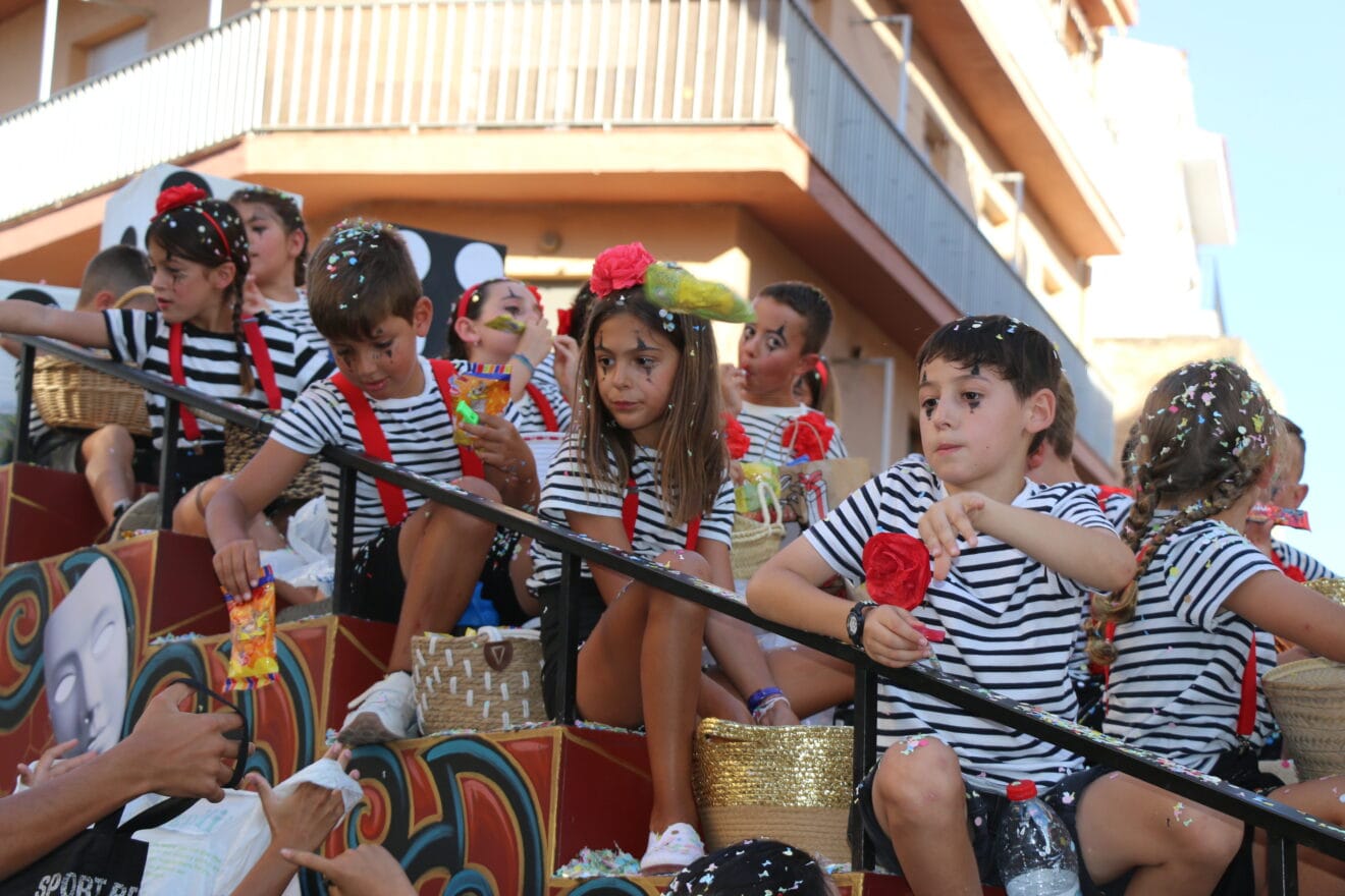 Desfile de Carrozas Fogueres Xàbia 2026 (8)