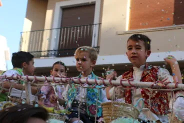 Desfile de Carrozas Fogueres Xàbia 2026 (84)