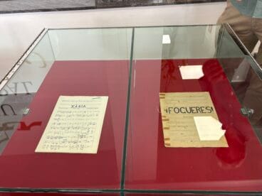 El CAM entrega la partitura de Fogueres al Arxiu Municipal de Xàbia (13)