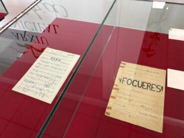 El CAM entrega la partitura de Fogueres al Arxiu Municipal de Xàbia (33)