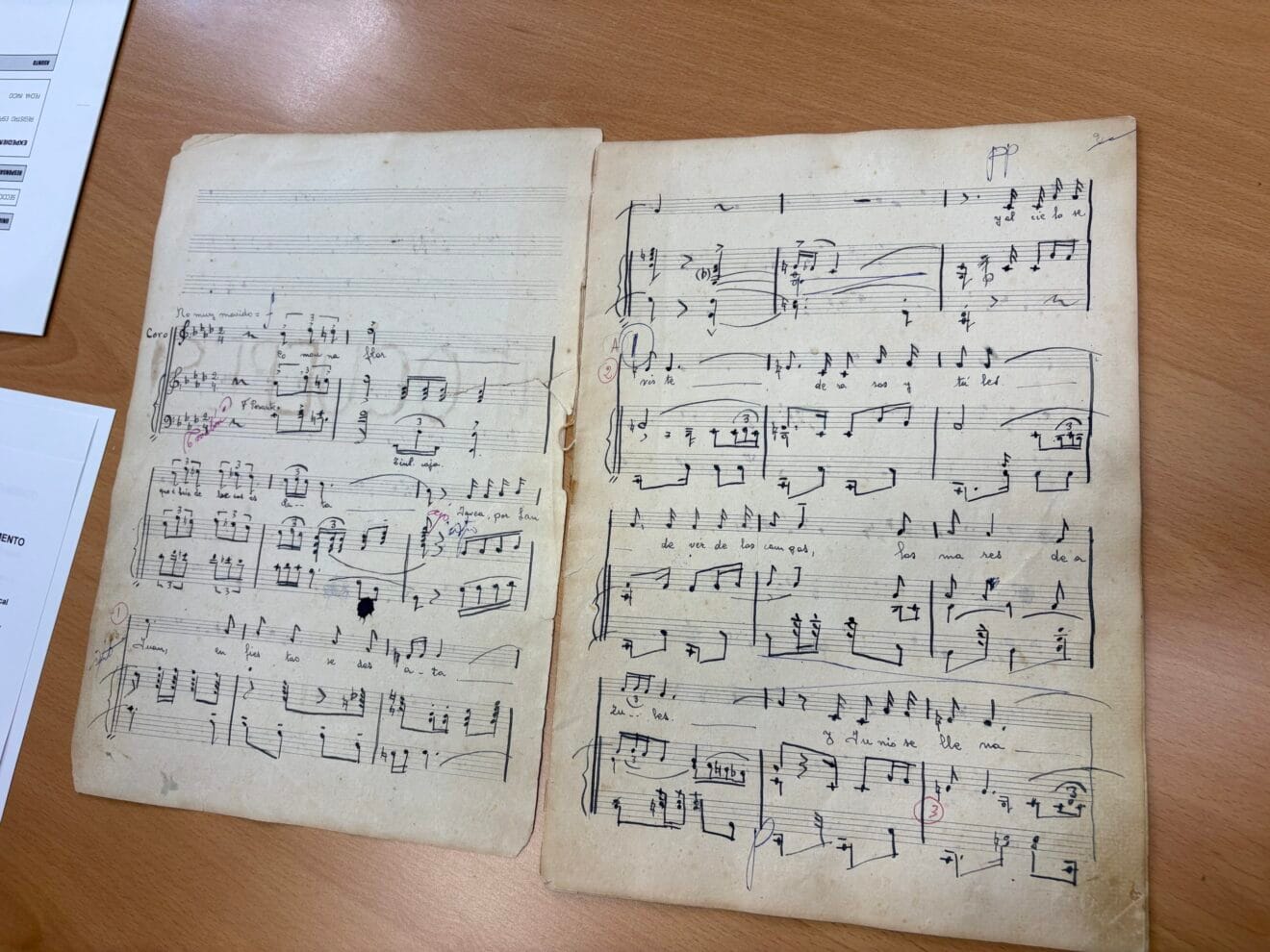 El CAM entrega la partitura de Fogueres al Arxiu Municipal de Xàbia (4)