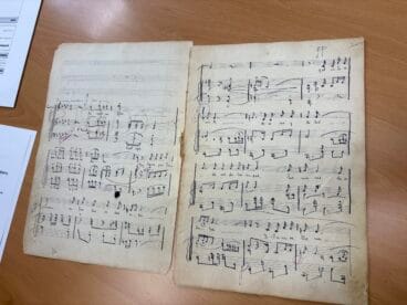 El CAM entrega la partitura de Fogueres al Arxiu Municipal de Xàbia (4)