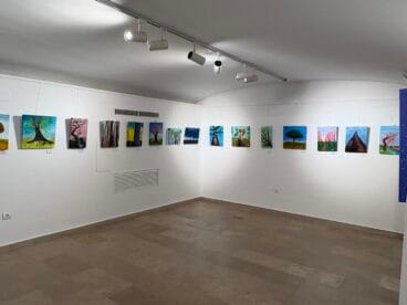 Inauguración de la exposición de la Escola de Pintura Xàbia (8)