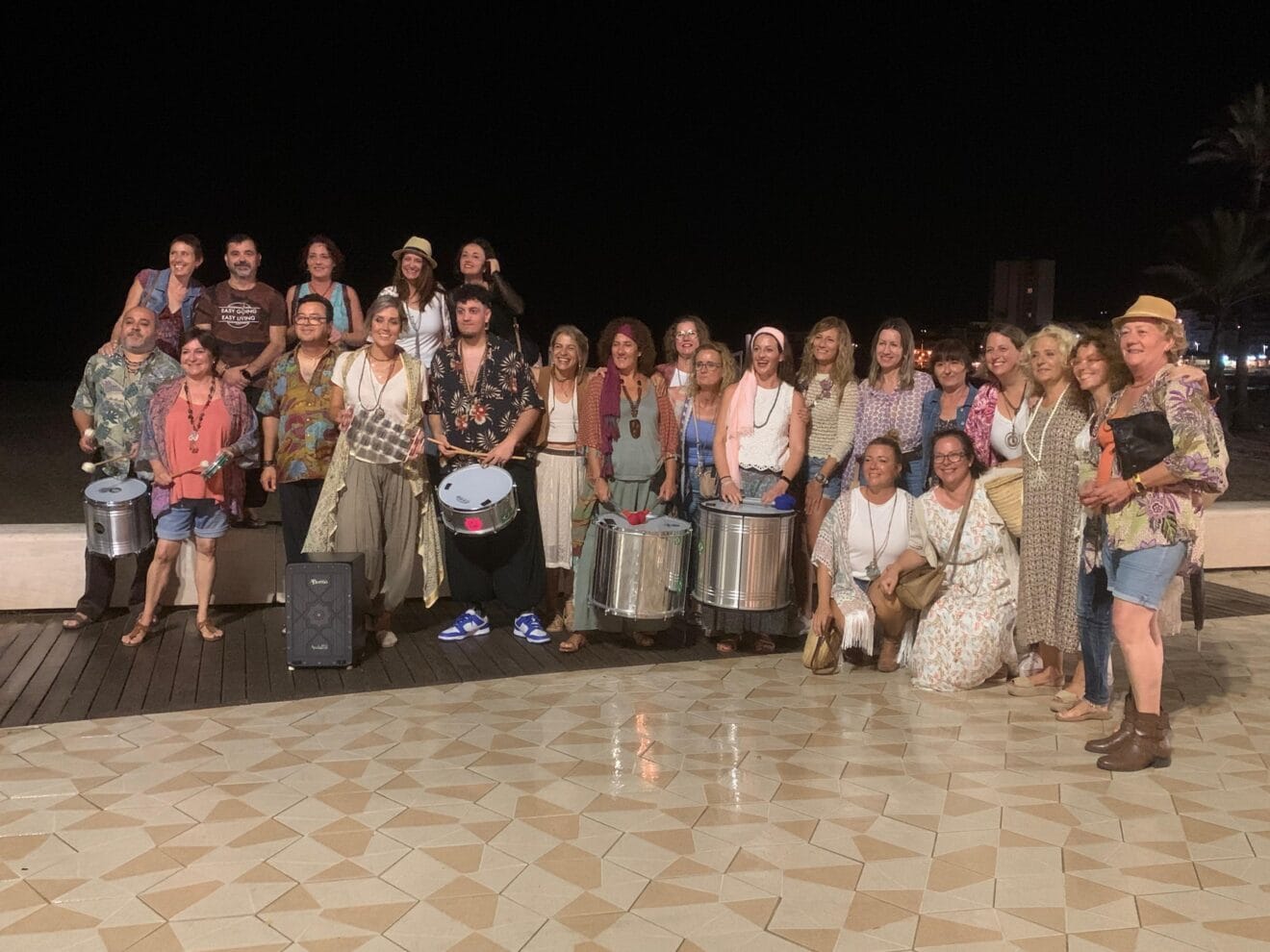 La agrupación Batucam Xàbia durante el rodaje de Isla del Sur