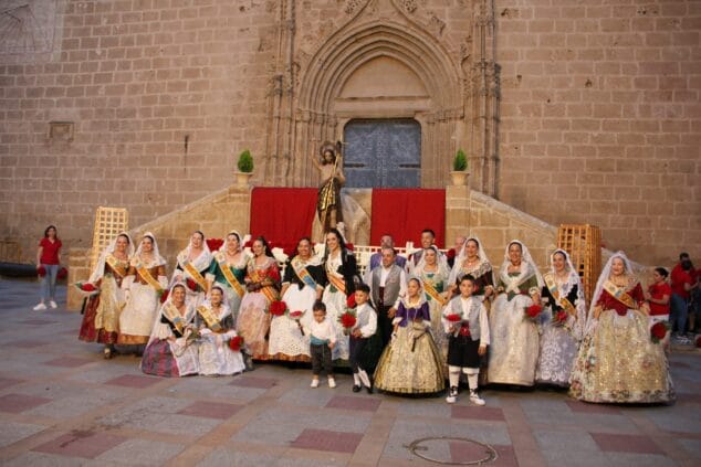 Imagen: Ofrenda de Flores a Sant Joan