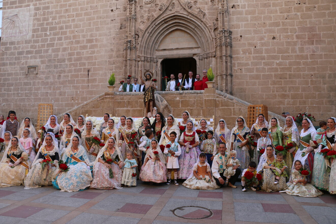 Ofrenda de flores a Sant Joan - Fogueres Xàbia 2026 (128)