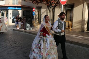 Ofrenda de flores a Sant Joan – Fogueres Xàbia 2026 (16)