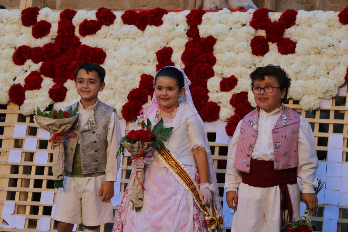 Ofrenda de flores a Sant Joan - Fogueres Xàbia 2026 (160)