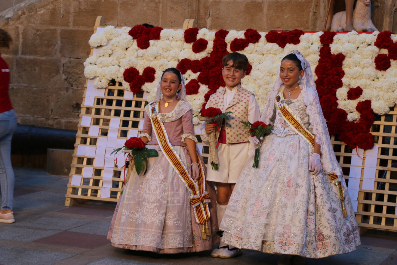 Ofrenda de flores a Sant Joan - Fogueres Xàbia 2026 (172)