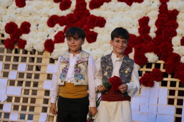 Ofrenda de flores a Sant Joan – Fogueres Xàbia 2026 (175)