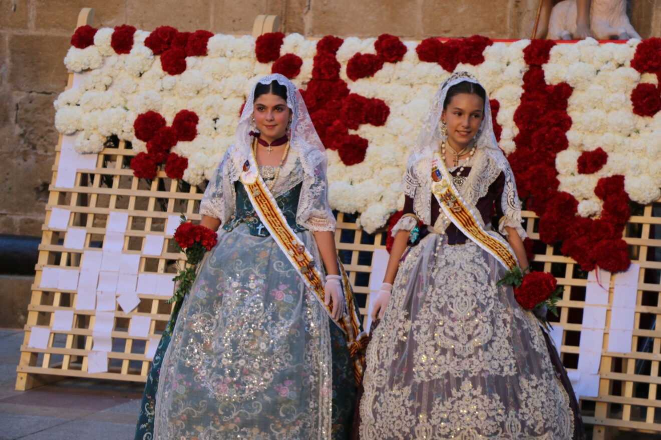 Ofrenda de flores a Sant Joan - Fogueres Xàbia 2026 (176)
