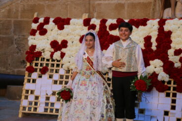 Ofrenda de flores a Sant Joan – Fogueres Xàbia 2026 (193)