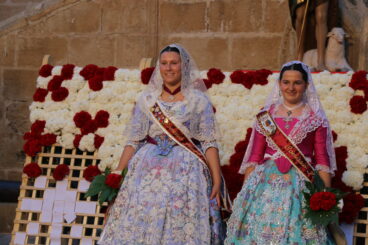 Ofrenda de flores a Sant Joan – Fogueres Xàbia 2026 (196)