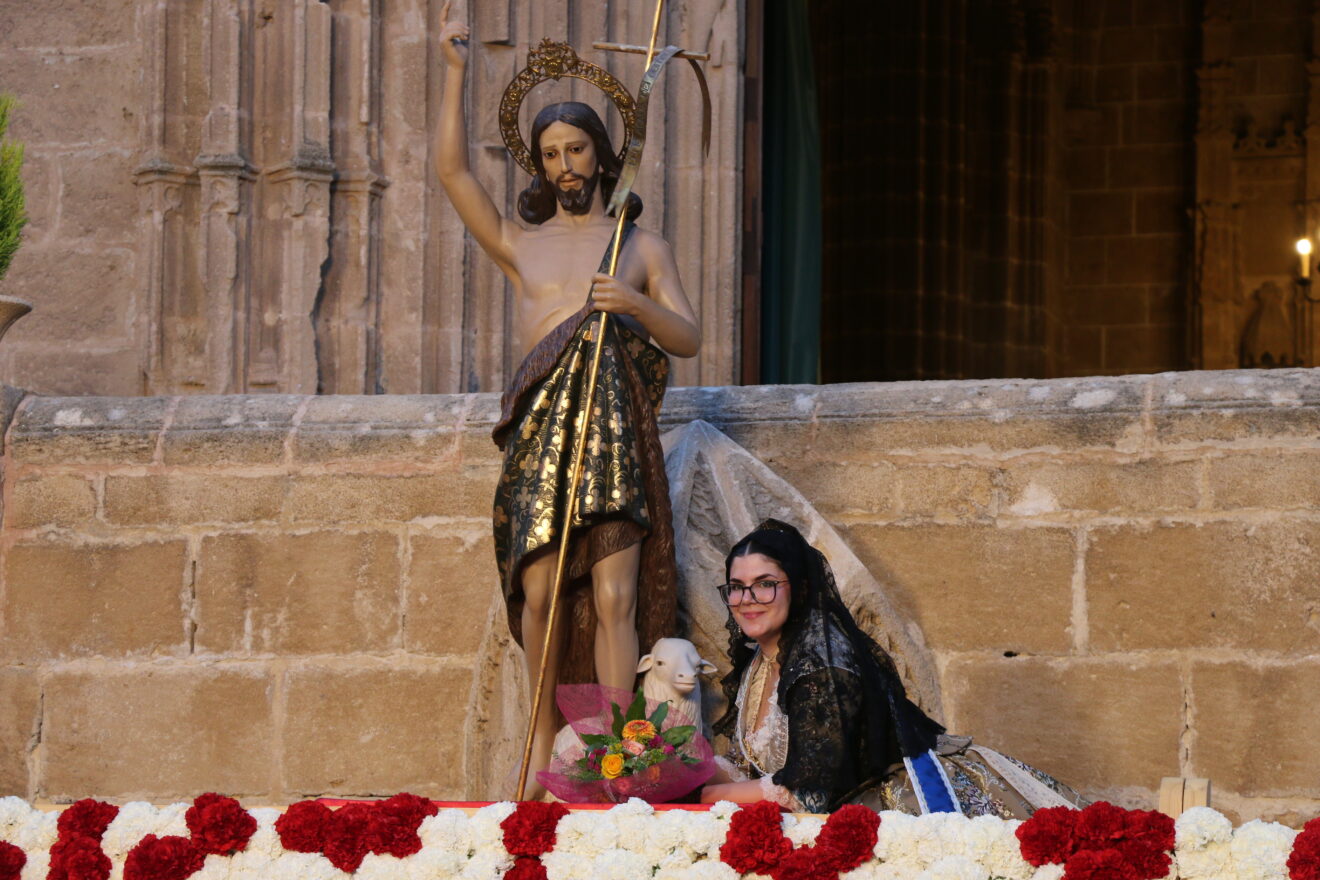 Ofrenda de flores a Sant Joan - Fogueres Xàbia 2026 (206)
