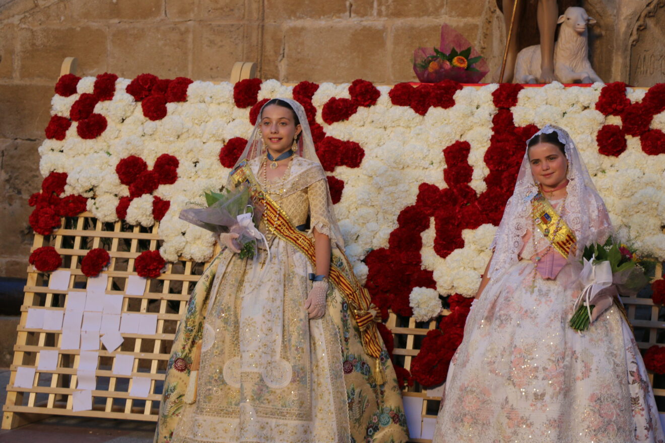 Ofrenda de flores a Sant Joan - Fogueres Xàbia 2026 (208)