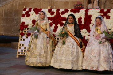 Ofrenda de flores a Sant Joan – Fogueres Xàbia 2026 (212)