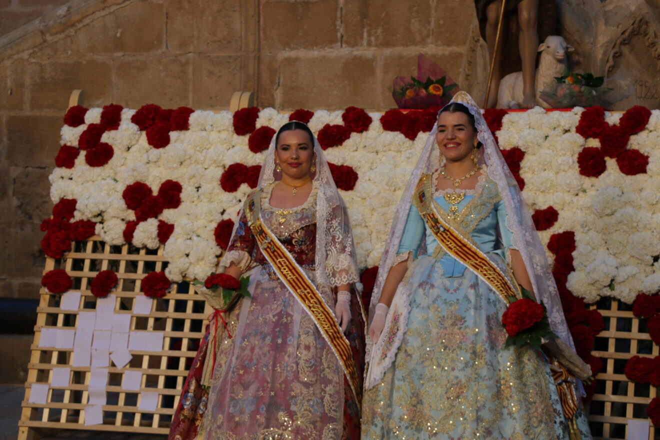 Ofrenda de flores a Sant Joan - Fogueres Xàbia 2026 (220)