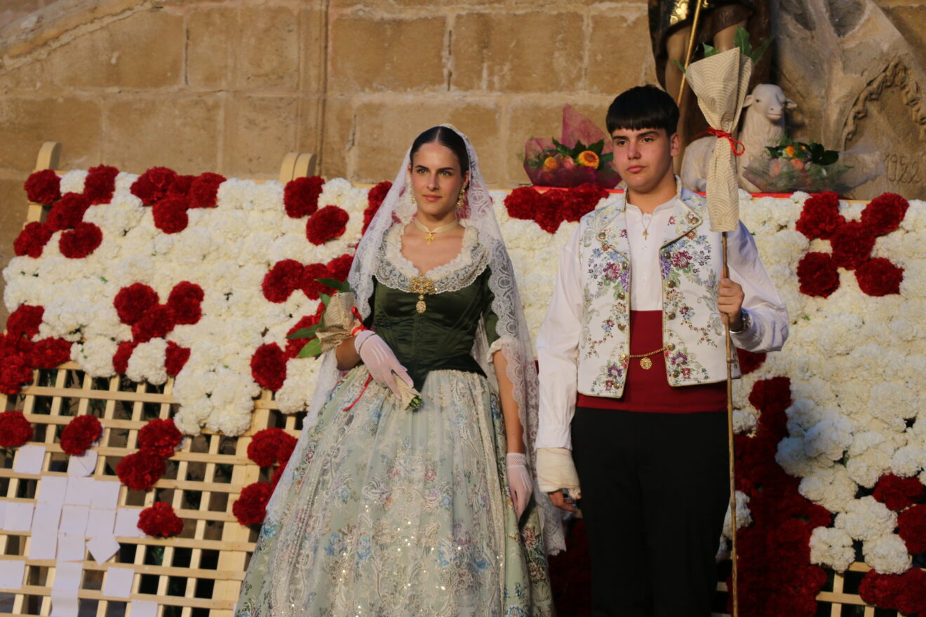 Ofrenda de flores a Sant Joan - Fogueres Xàbia 2026 (242)