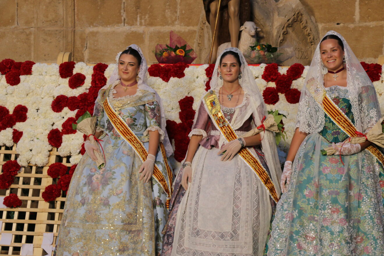 Ofrenda de flores a Sant Joan - Fogueres Xàbia 2026 (250)