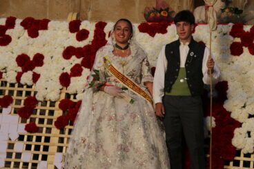 Ofrenda de flores a Sant Joan – Fogueres Xàbia 2026 (251)