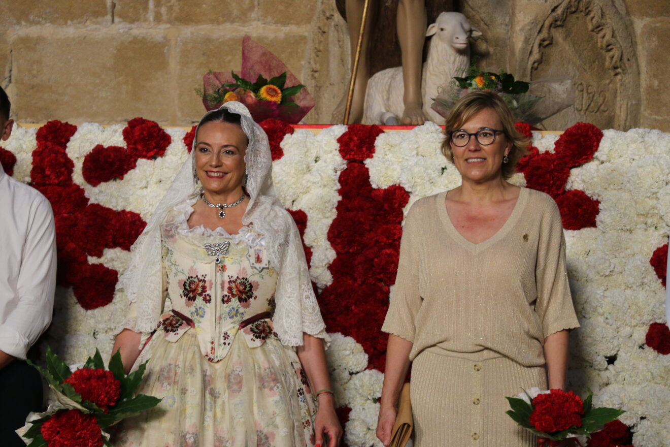 Ofrenda de flores a Sant Joan - Fogueres Xàbia 2026 (289)