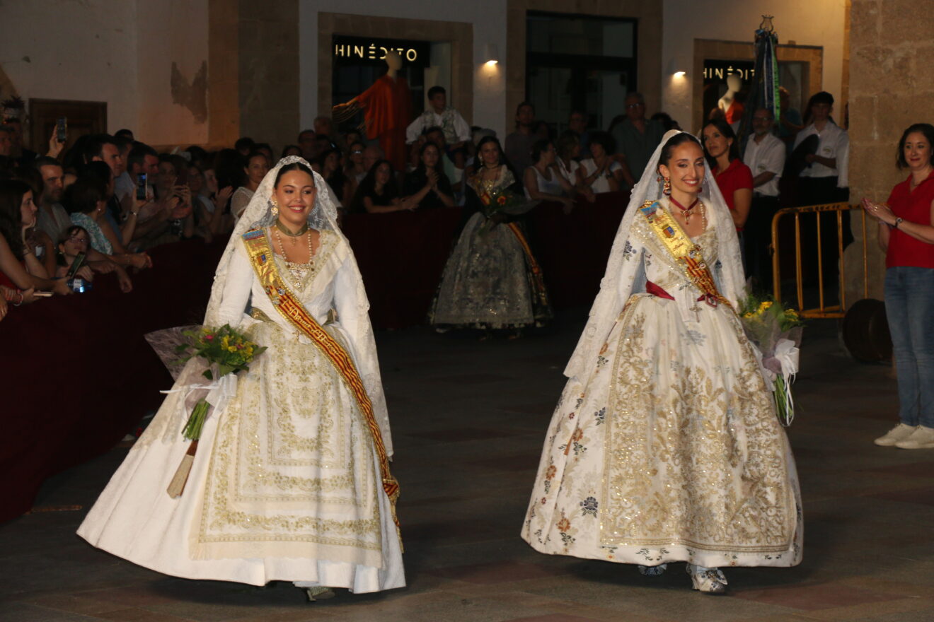 Ofrenda de flores a Sant Joan - Fogueres Xàbia 2026 (300)