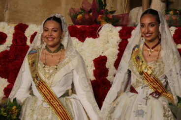 Ofrenda de flores a Sant Joan – Fogueres Xàbia 2026 (304)
