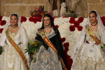 Ofrenda de flores a Sant Joan – Fogueres Xàbia 2026 (312)