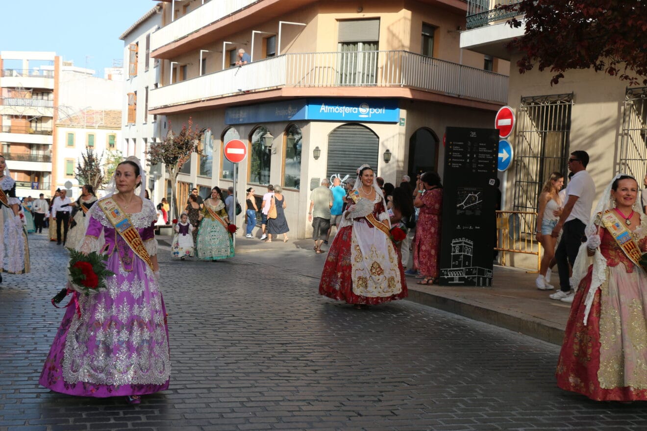 Ofrenda de flores a Sant Joan - Fogueres Xàbia 2026 (32)