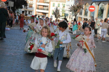 Ofrenda de flores a Sant Joan – Fogueres Xàbia 2026 (43)
