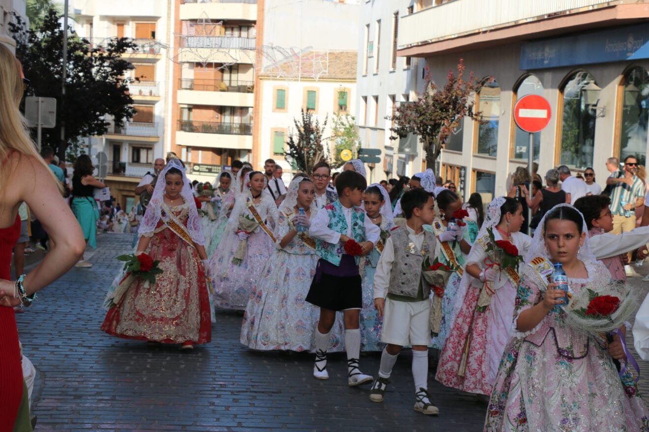 Ofrenda de flores a Sant Joan - Fogueres Xàbia 2026 (44)
