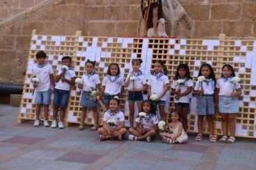 Ofrenda de flores a Sant Joan – Fogueres Xàbia 2026 (76)