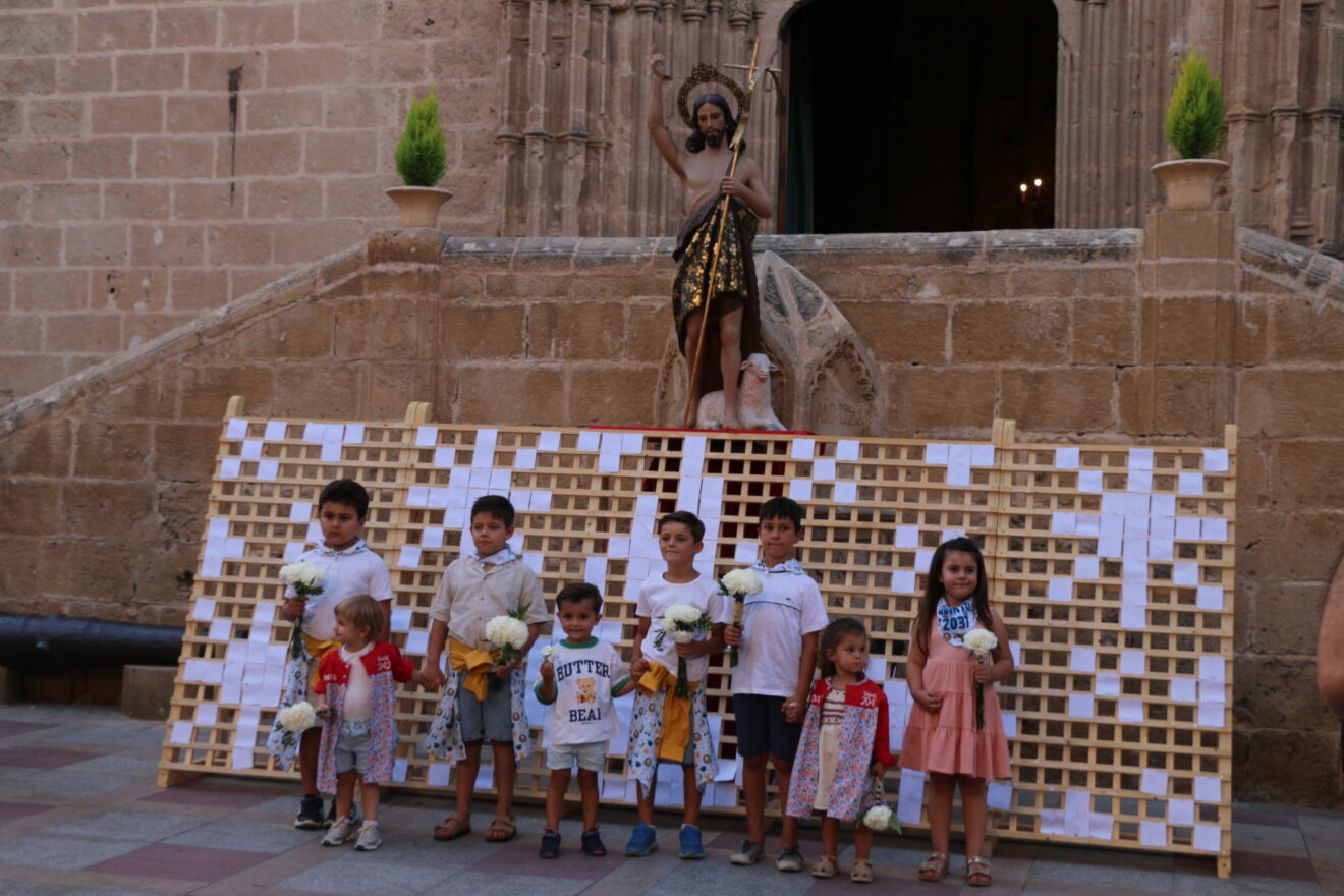 Ofrenda de flores a Sant Joan - Fogueres Xàbia 2026 (77)