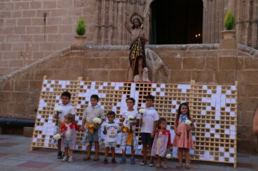 Ofrenda de flores a Sant Joan – Fogueres Xàbia 2026 (77)