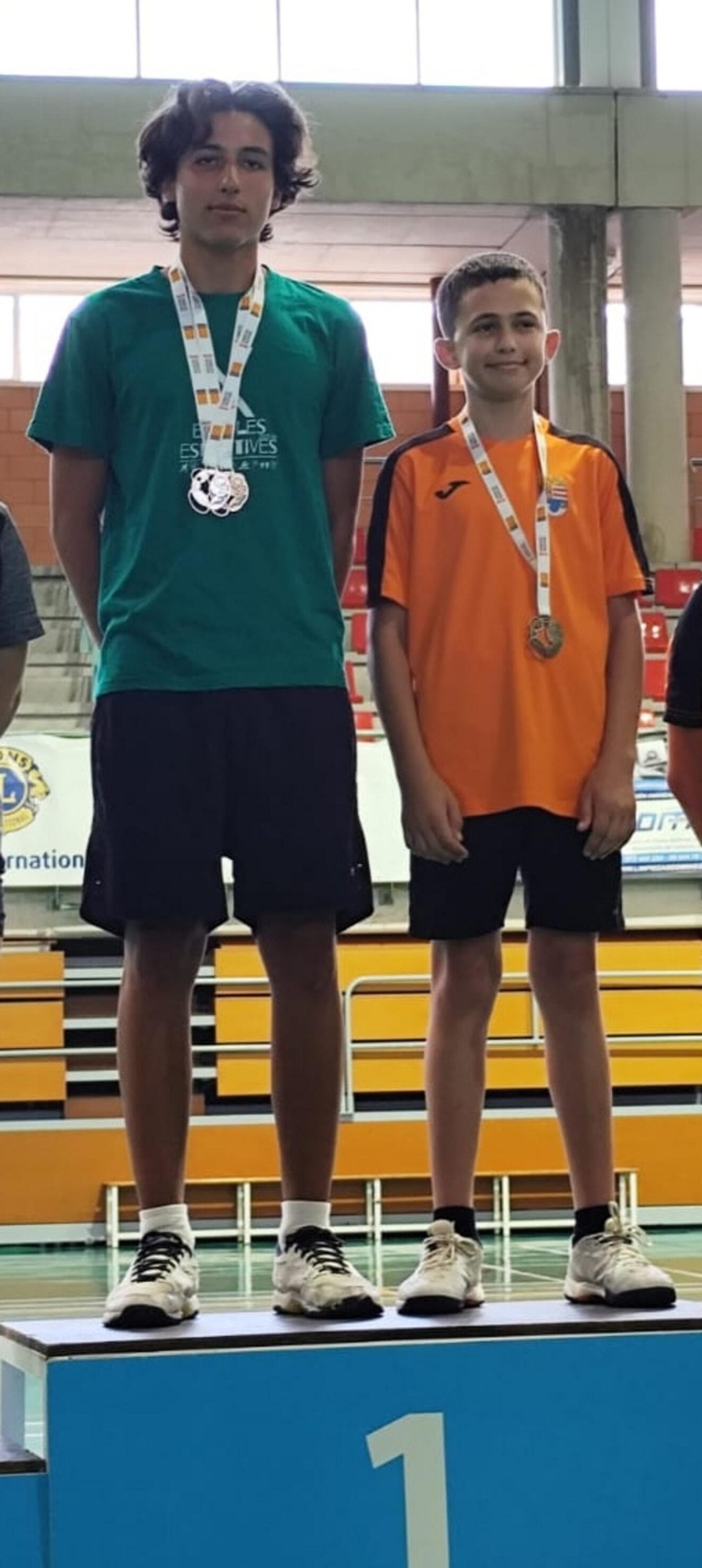 Pau Ibañez y Josep Ivars, campeones autonómicos cadete de bádminton