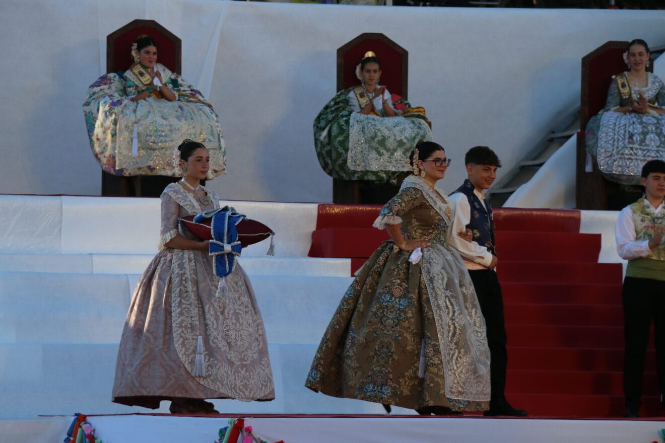 Proclamación reina infantil de Fogueres Xàbia 2026 (10)